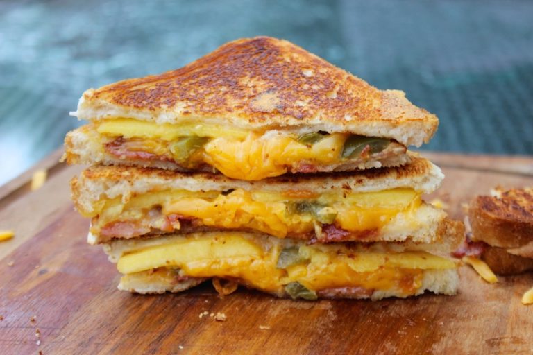 Peach, Jalapeño and Bacon Grilled Cheese Sandwich a.k.a Twisted Grilled ...