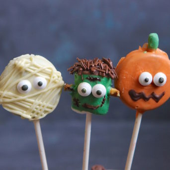 DIY Halloween Candy Pops