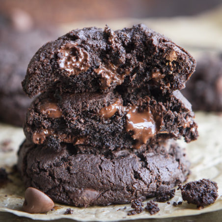 Old-Fashioned Chocolate Fudge- Better Than the Marshmallow Gunk - Hot