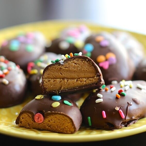 The Best Homemade Glazed Doughnuts